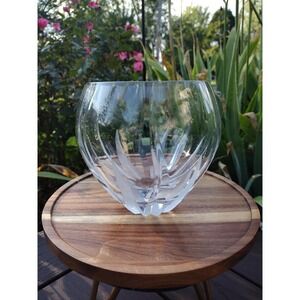 VINTAGE MCM Mikasa Etched Glass Vase, Made in Slovenia, 6″ Tall